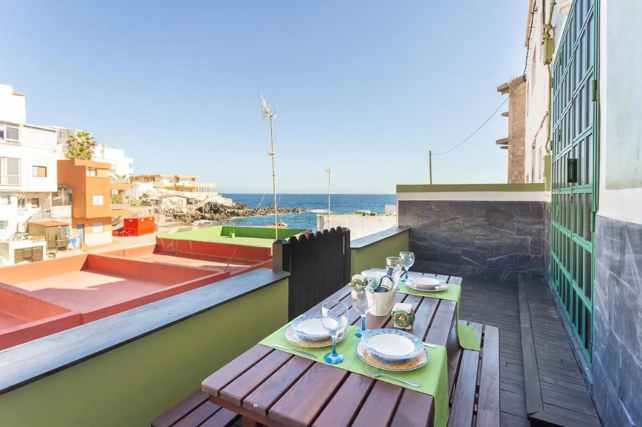 Home2Book Stunning Sea Front House El Escobonal Hébergement de vacances